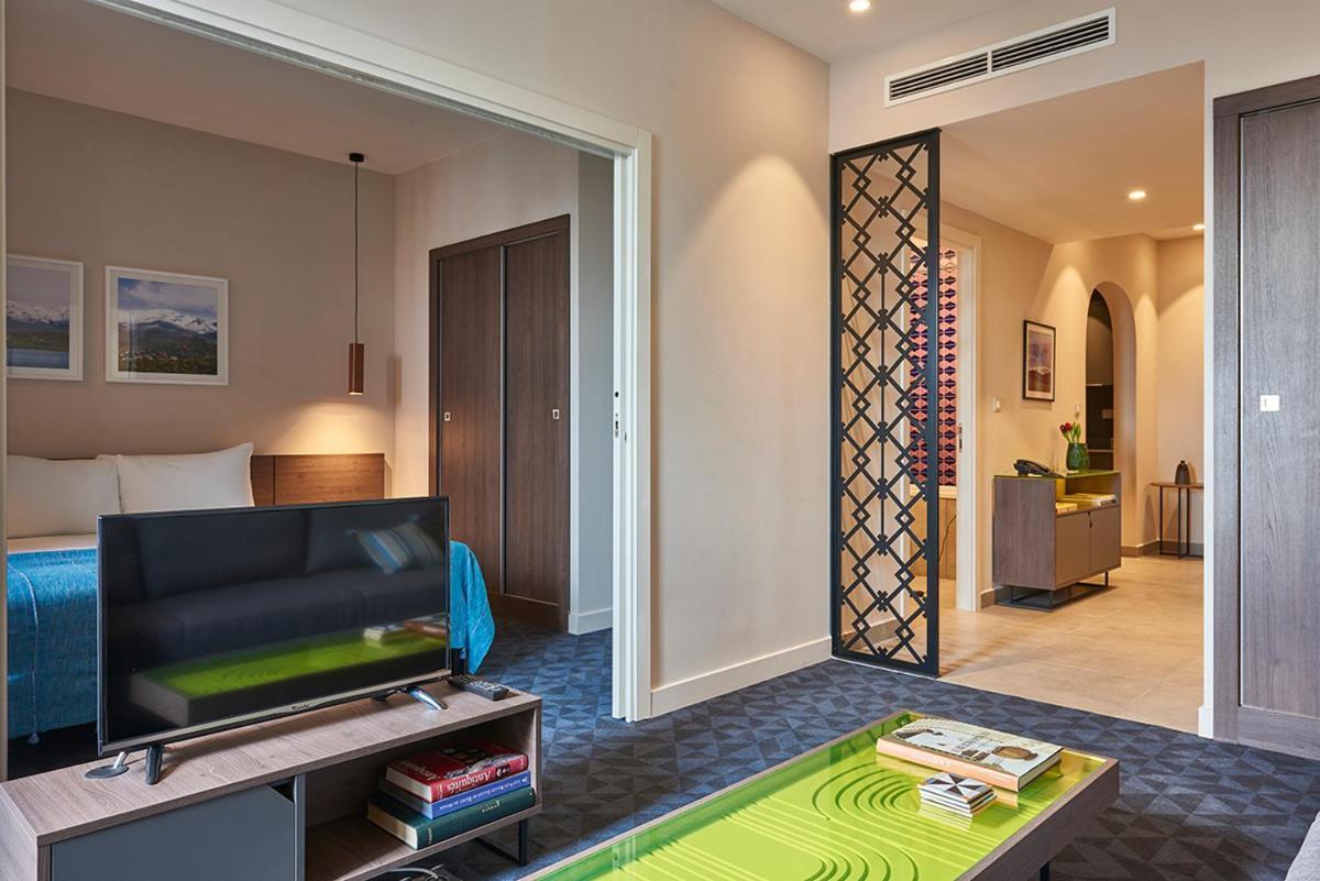 M Suite Hotel Algiers Екстер'єр фото