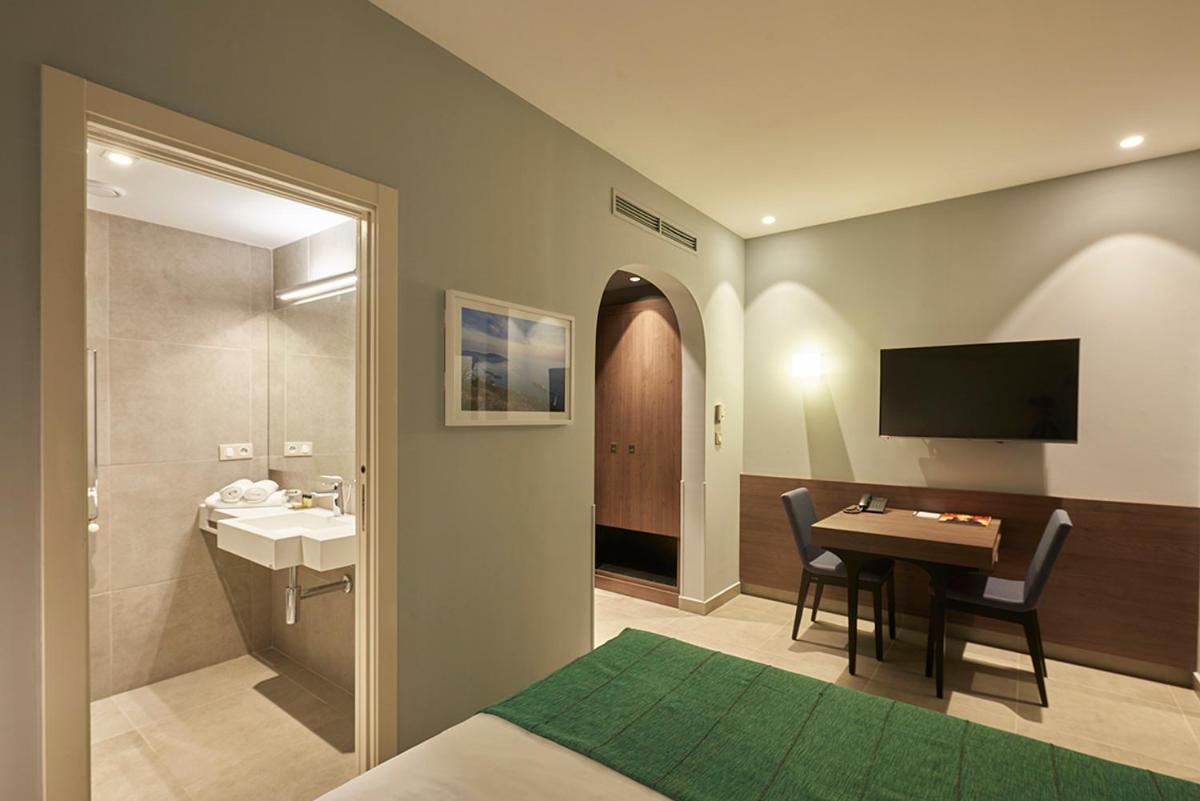 M Suite Hotel Algiers Екстер'єр фото